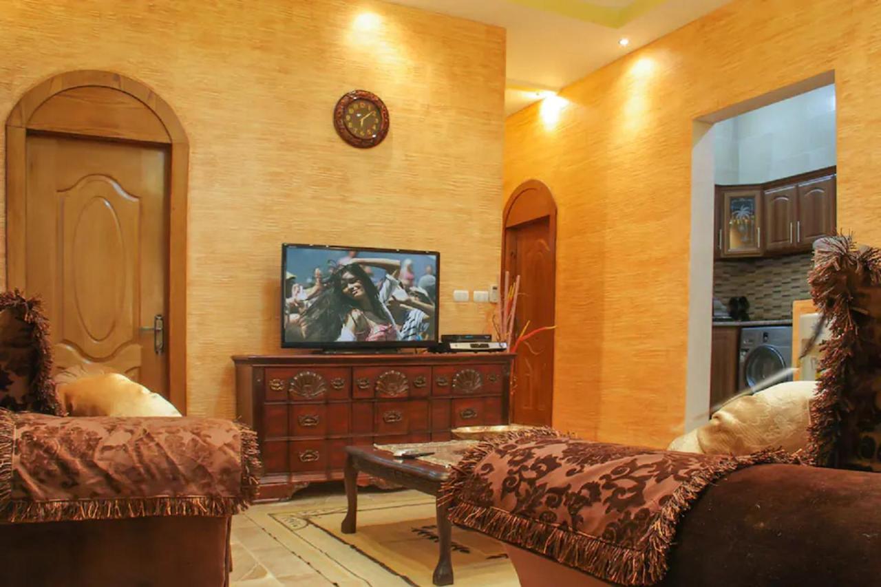 Khirfan Crown Houses -Downtown Аман Екстериор снимка